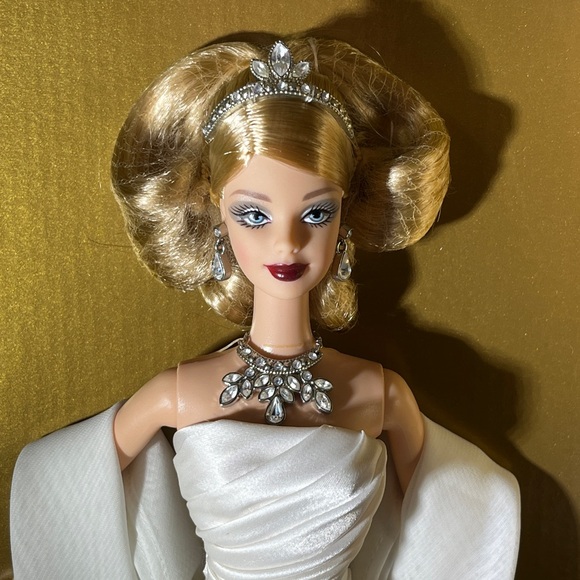 NWT Swarovski Barbie Doll in box with Elegant Design - collectors item - Picture 6 of 11